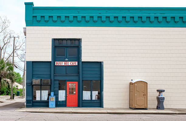 Best Portable bathroom rental  in Avon, IN
